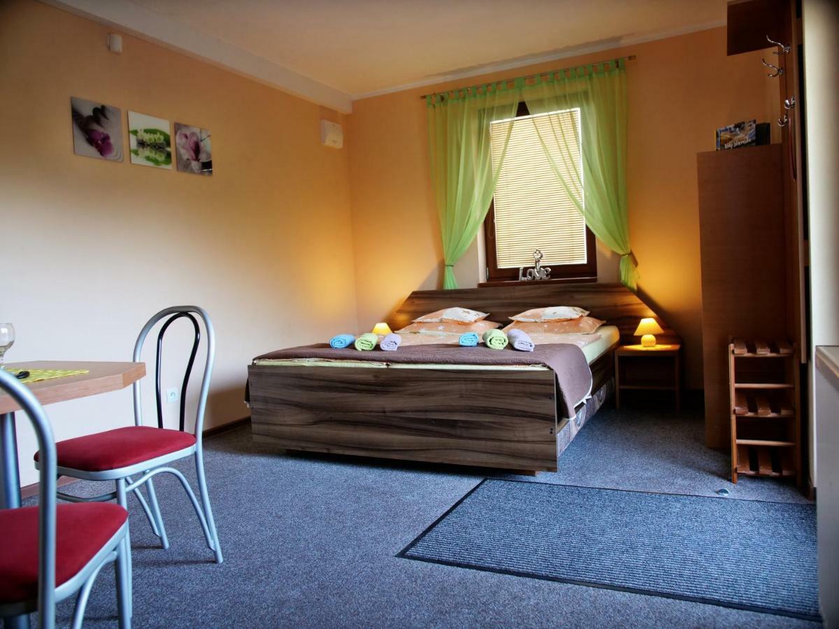 Apartmany U Slavky Besenova Exterior photo